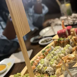 sushi, sashimi, sushi and sashimi, food