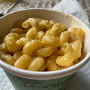 a bowl of macaroni and cheese