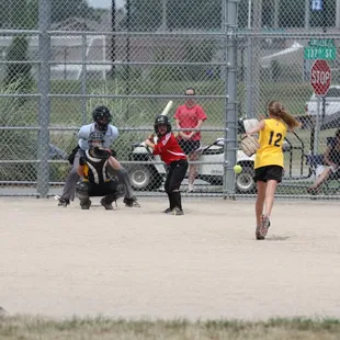 Youth Softball leagues and tournaments
