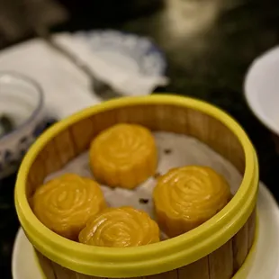 Pumpkin Mochi Cakes
