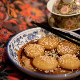 5 Piece Sweet and Sticky Rice Cake