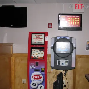 a vending machine and a vending machine
