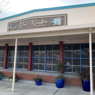 the front of a restaurant