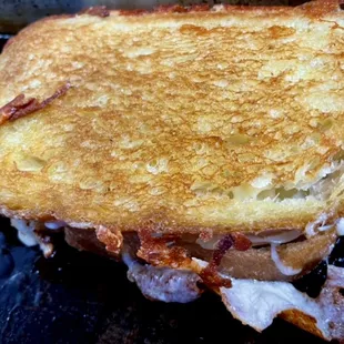 CHEESE GRILLED-Grilled Cheese