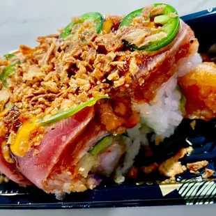Tuna lover , shrimp tempura was very crispy come with spicy mayo and jalapeños and a bit crunchy of fried onions!