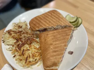 Hills Cafe