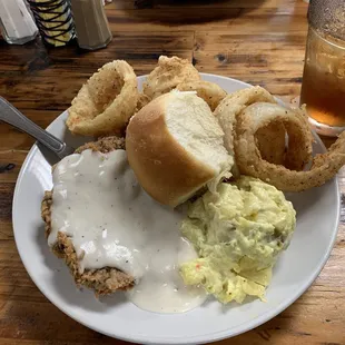 Chicken Fried Steak. Good onion rings.