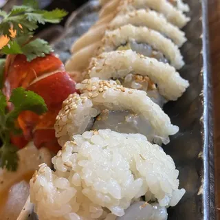 Spicy Scallop Roll