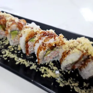 Crunch california roll