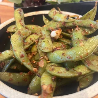 Spicy Garlic Edamame