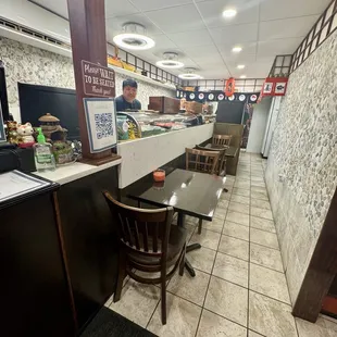 sushi and sashimi, interior