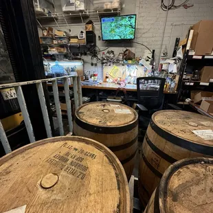 Barrels and bottling  areal