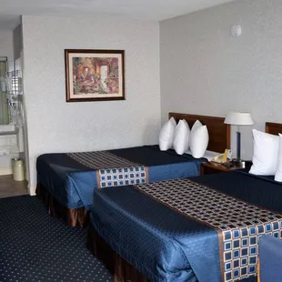 2-Room Suite Bedroom