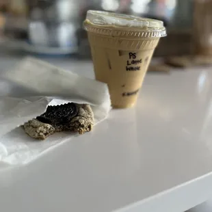 Ores cookie 10/10 &amp; iced pumpkin spice latte