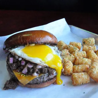 Chili Gibbons Burger