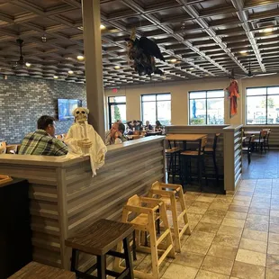 ramen and noodles, interior