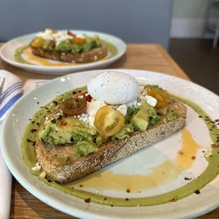 avocado toast with poache