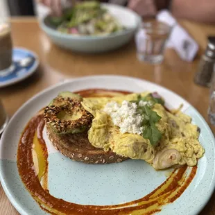 Soft Chili Scramble w/ Avocado