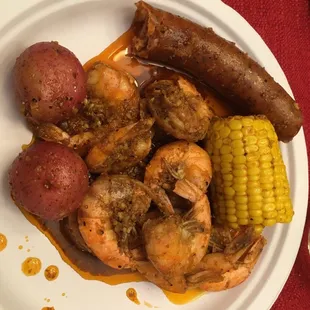 Shrimp Bag with Memphis Sauce