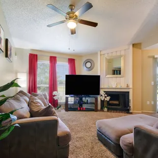 Living room area at Bluff Creek Apartments in Oklahoma City, OK