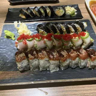 Spicy Deluxe Maki Combination*