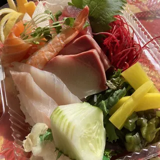 Chirashi Lunch