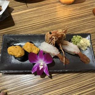 Uni and sweet shrimps nigiri