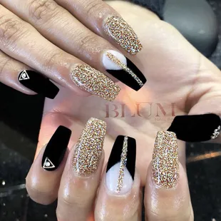 Nails &amp; Eyelash extensions