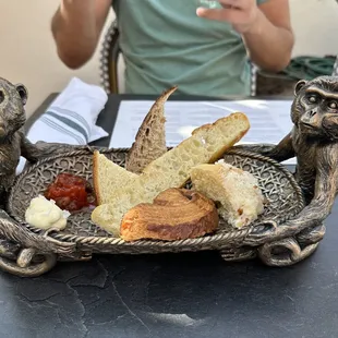 Bread basket