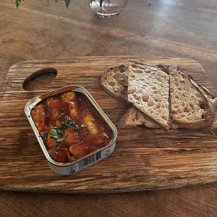 Sardines with tomato sauce