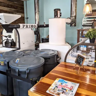 Coffee roasting machine