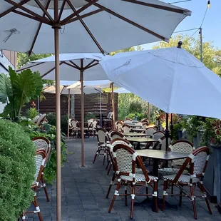 08.22.23 patio seating