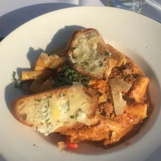 Rigatoni Bolognese