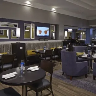 An exciting new American bistro that adds an unexpected twist to traditional bar and grill fare.  Open for breakfast, lunch and dinner.