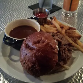 Beef on Weck