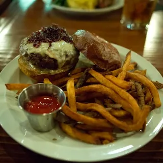 Daily Grind Burger