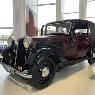 One of the REALLY old BMWs on display