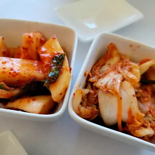 Kimchi and radish. Very mild. Delicious!