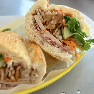 Bánh Mì Dặc Biệt: Combo Viet Sandwich  | $10