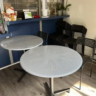 Clean, quiet seating area.