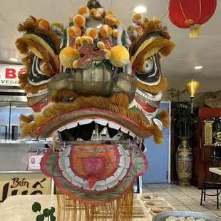 The awesome lion head "greets" you as you are walk into the shop.