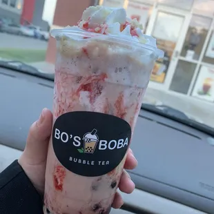 Strawberry shortcake milk tea