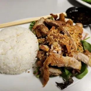 Dinner @Bo's Kitchen; 12/8/2023.I Oredered *Garlic Chicken* 4 my Dinner, I liked it &amp; enjoy Chicken!Da Owner Jeffrey, was chit chatting w/Us