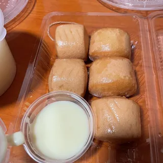 Fried Bun with Condense Milk