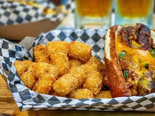 Milwaukee Brat House