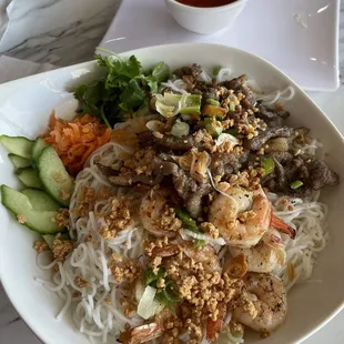 Grilled shrimp and pork vermicelli noodles