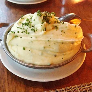 Sour cream &amp; chives potatoes
