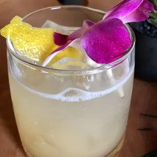Queen Bee Cocktail