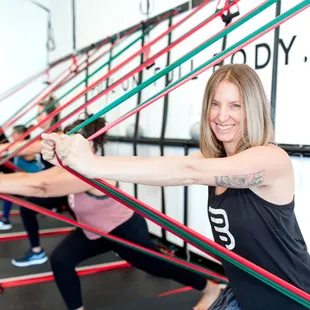 Arm press with lunge