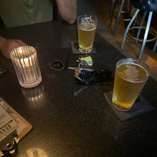 My partner and myself got two beers on tap at around 5pm on a Sunday. Empty as expected but nice atmosphere!!